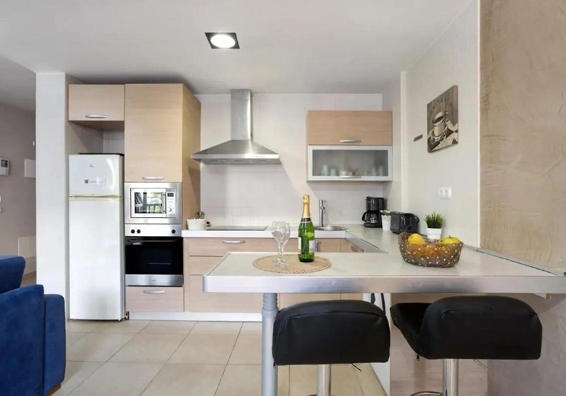 Love Island 77 Palm-mar Apartment